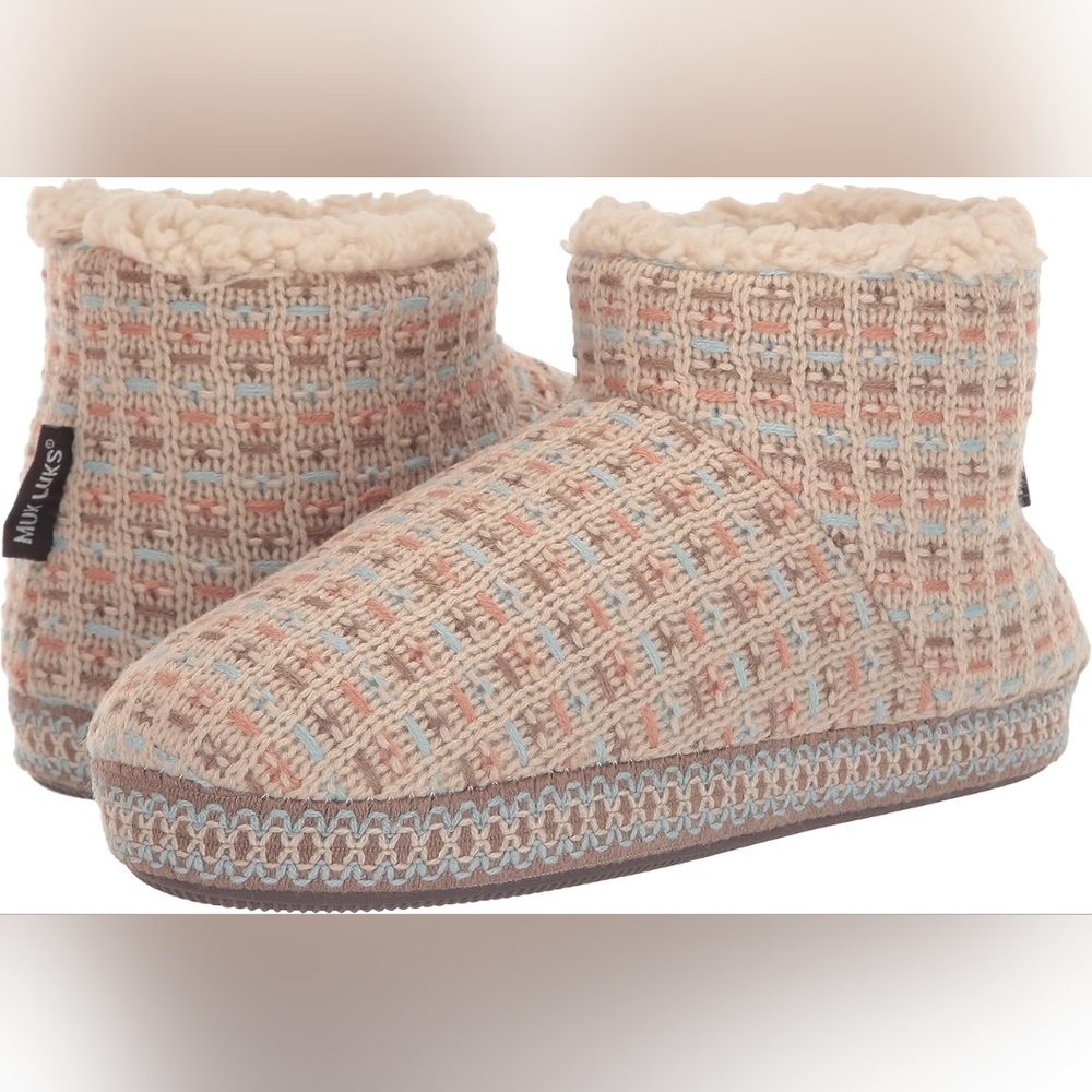 ** NEW SEALED BAG ** MUK LUKS Women's Favina Slipper - Size L